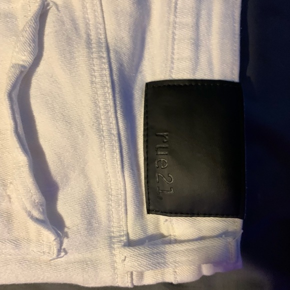 Rue21 White Distressed Men's Skinny Jeans - Picture 3 of 7
